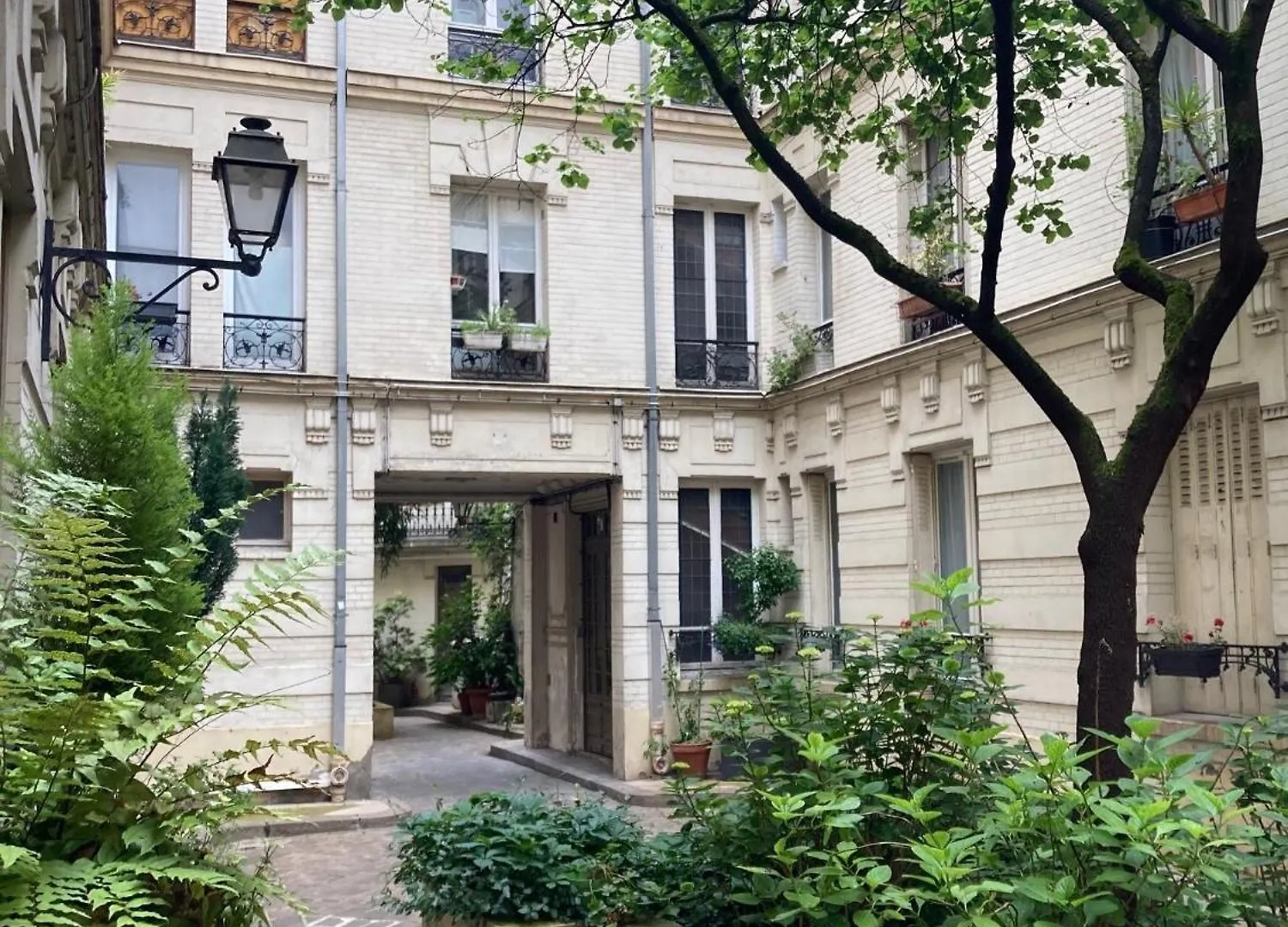Cosy Apartment In Paris location