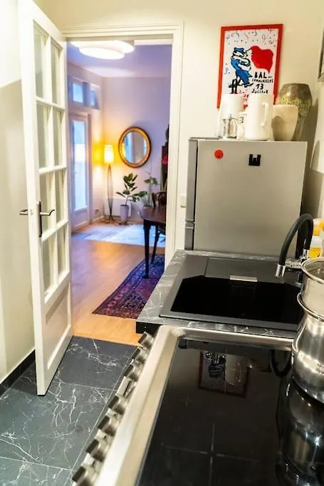 Cosy Apartment In Paris